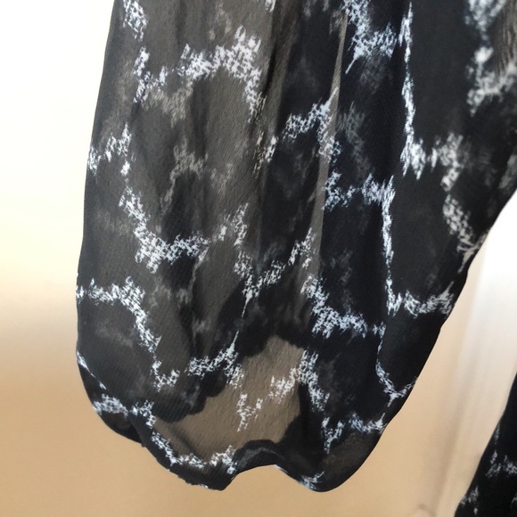 Black and grey light dress - Picture 3 of 5